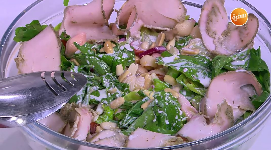 سلطة الباستا بالرومي