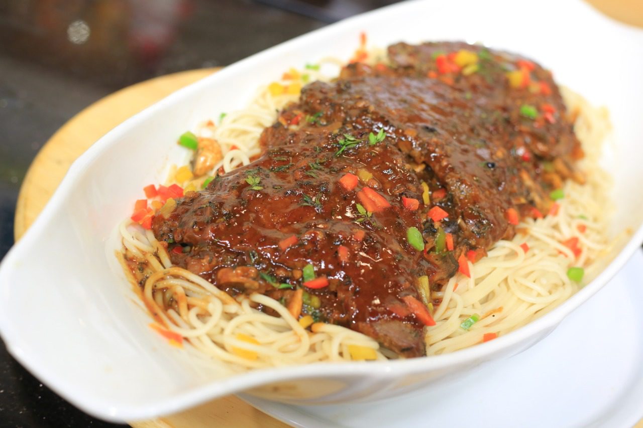 ستيك الأعشاب بالمشروم