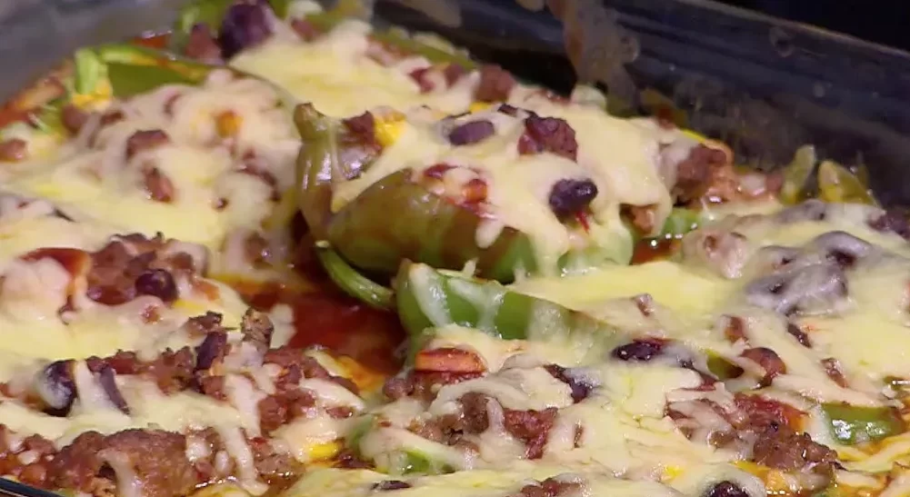 قوارب الفلفل باللحم المفروم