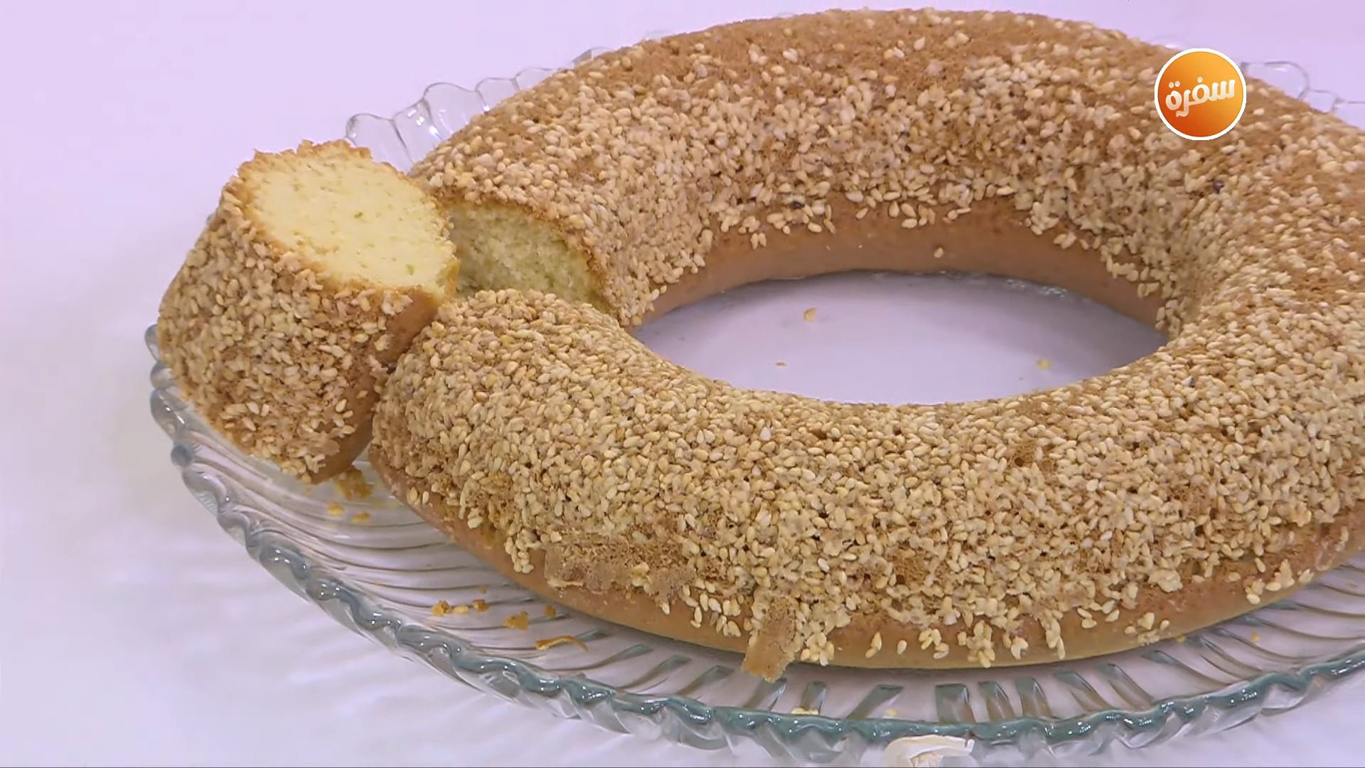 كيك بالطحينة والسمسم