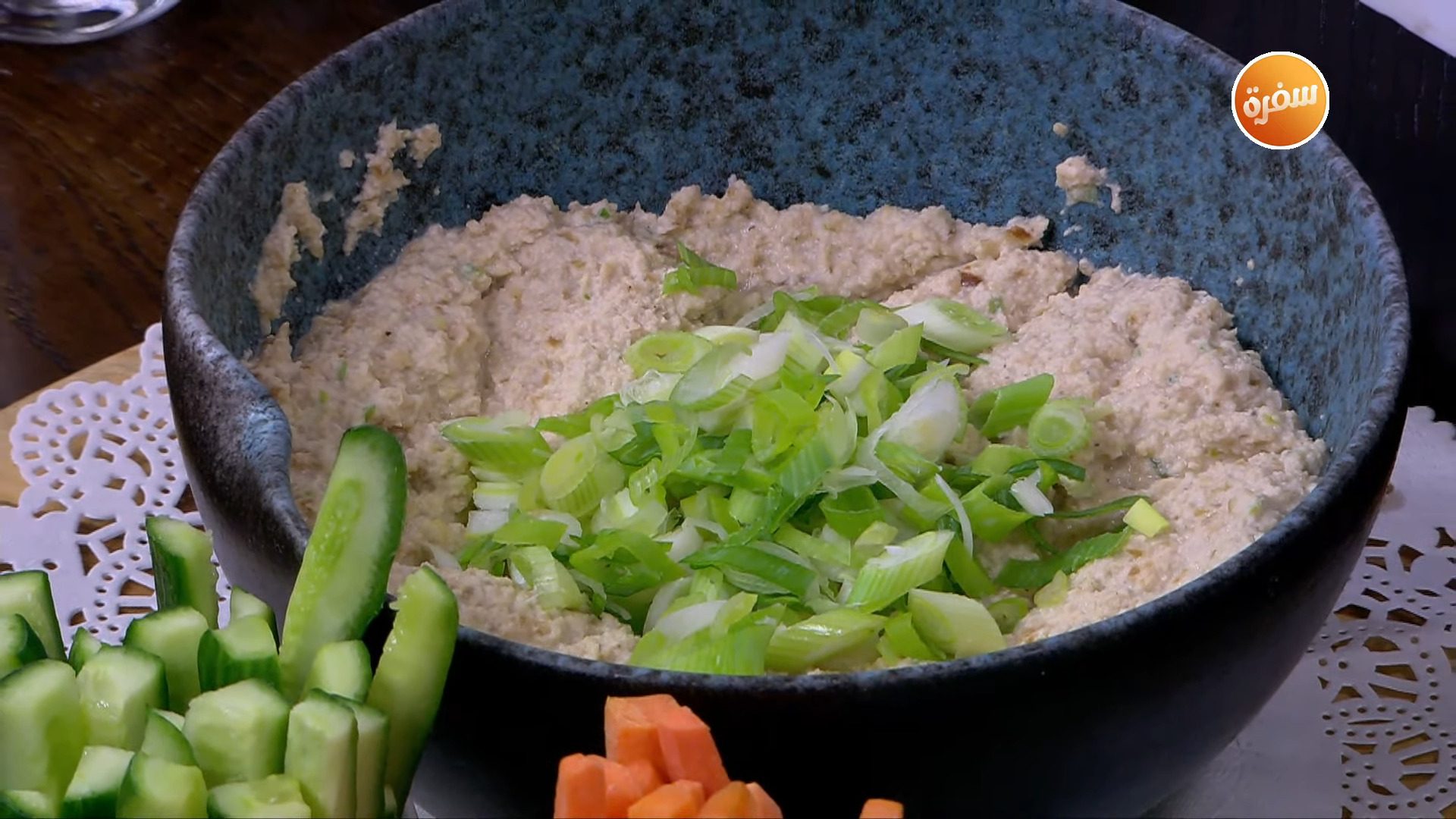 غموس البصل المكرمل الخالي من الجلوتن