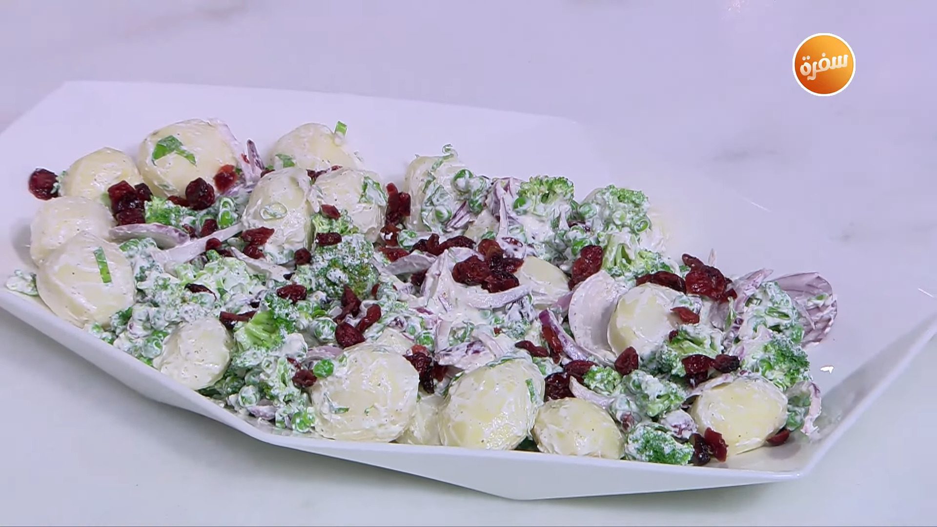 سلطة بطاطس بيبي بالنعناع