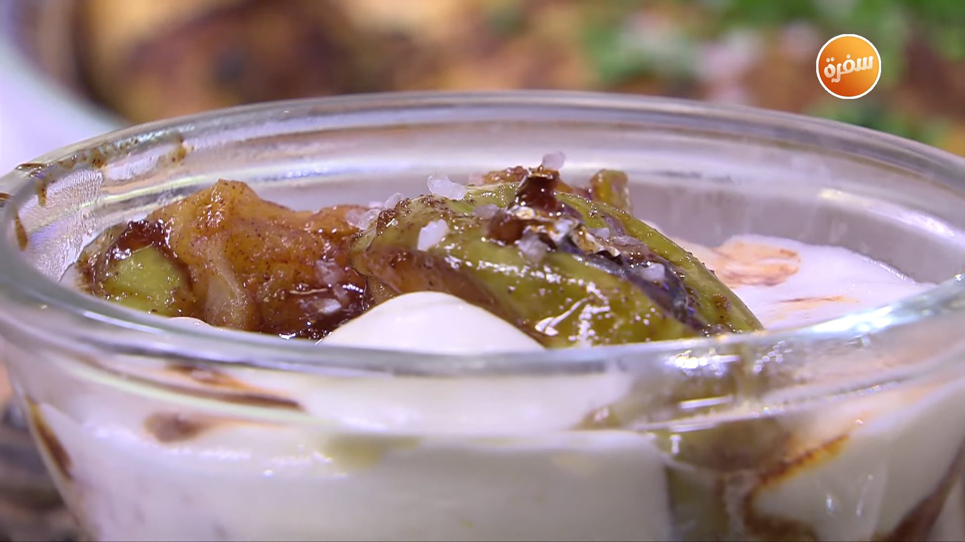 تفاح مشوي مع ملح البحر