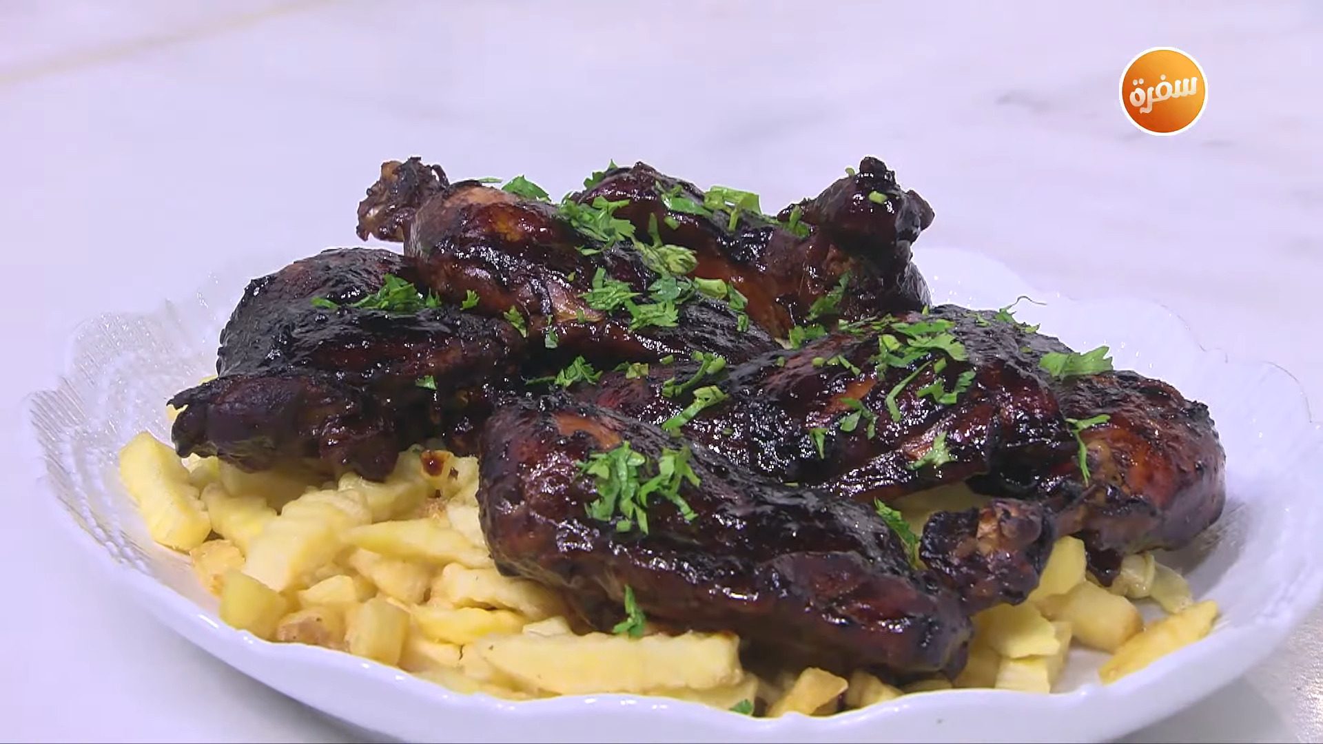 أوراك الدجاج بالطهي البطيء