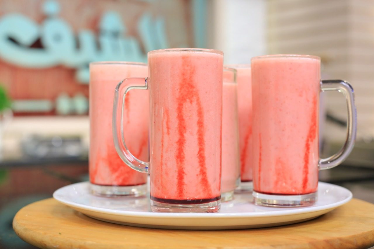 كوكتيل الفراولة بالزبادي