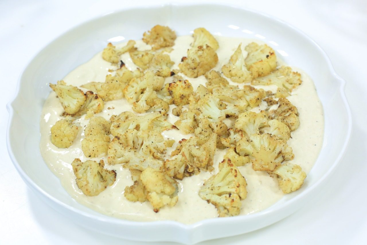 قرنبيط مشوي بالطحينة