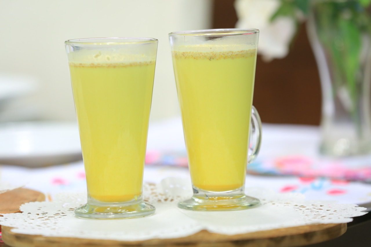 لبن بالكركم والسمسم