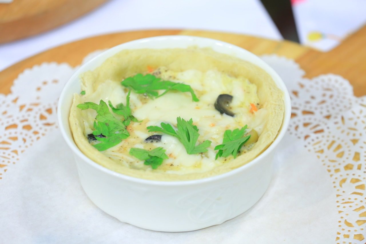 كيش الزيتون في الميكروويف