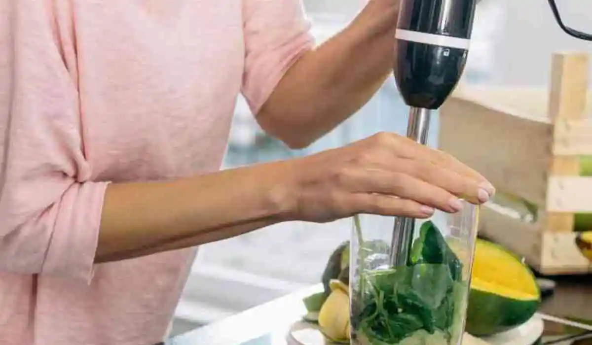 استخدامات للهاند بلندر