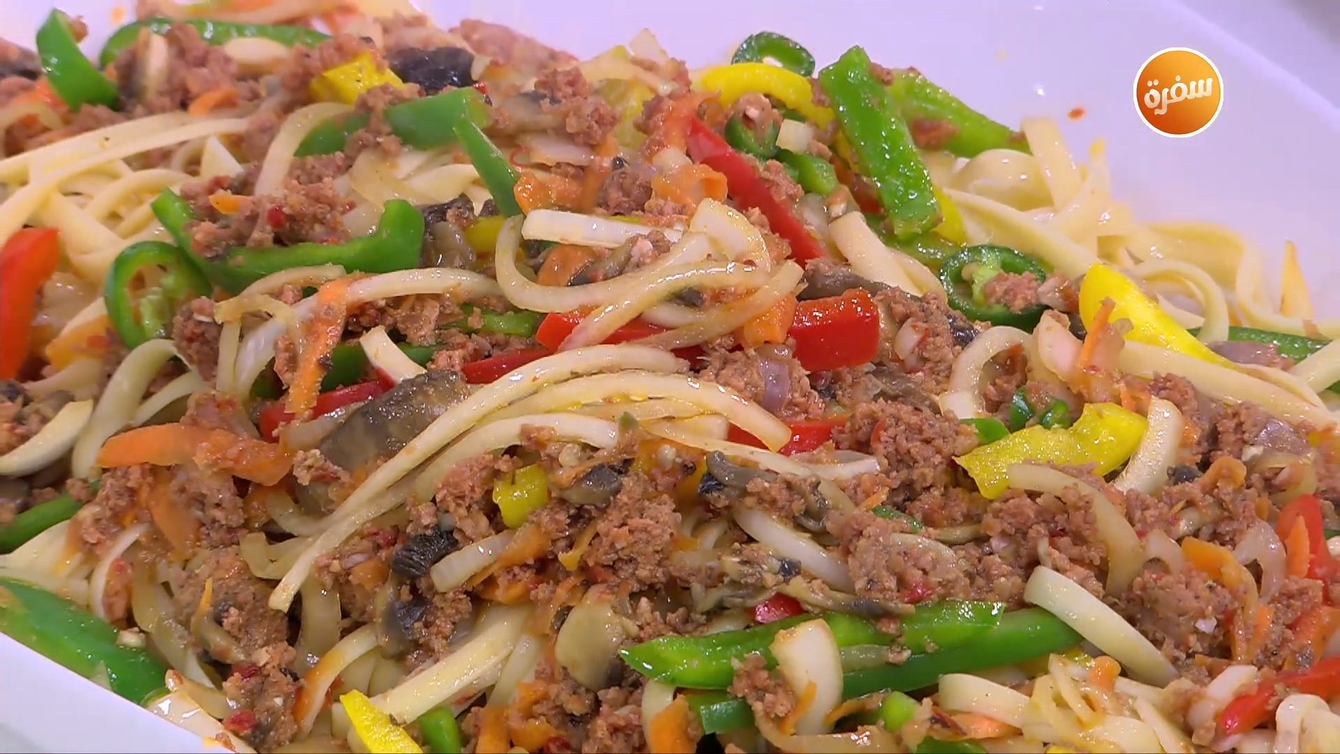 سجق مع النودلز