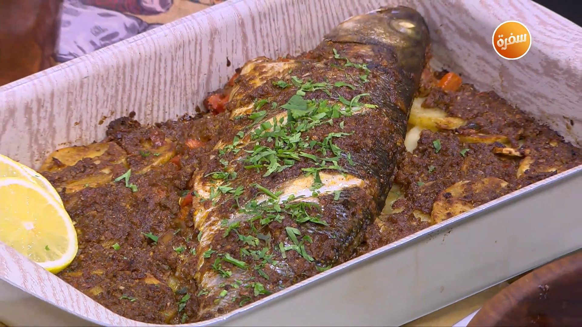 صينية سمك قاروص بالبطاطس