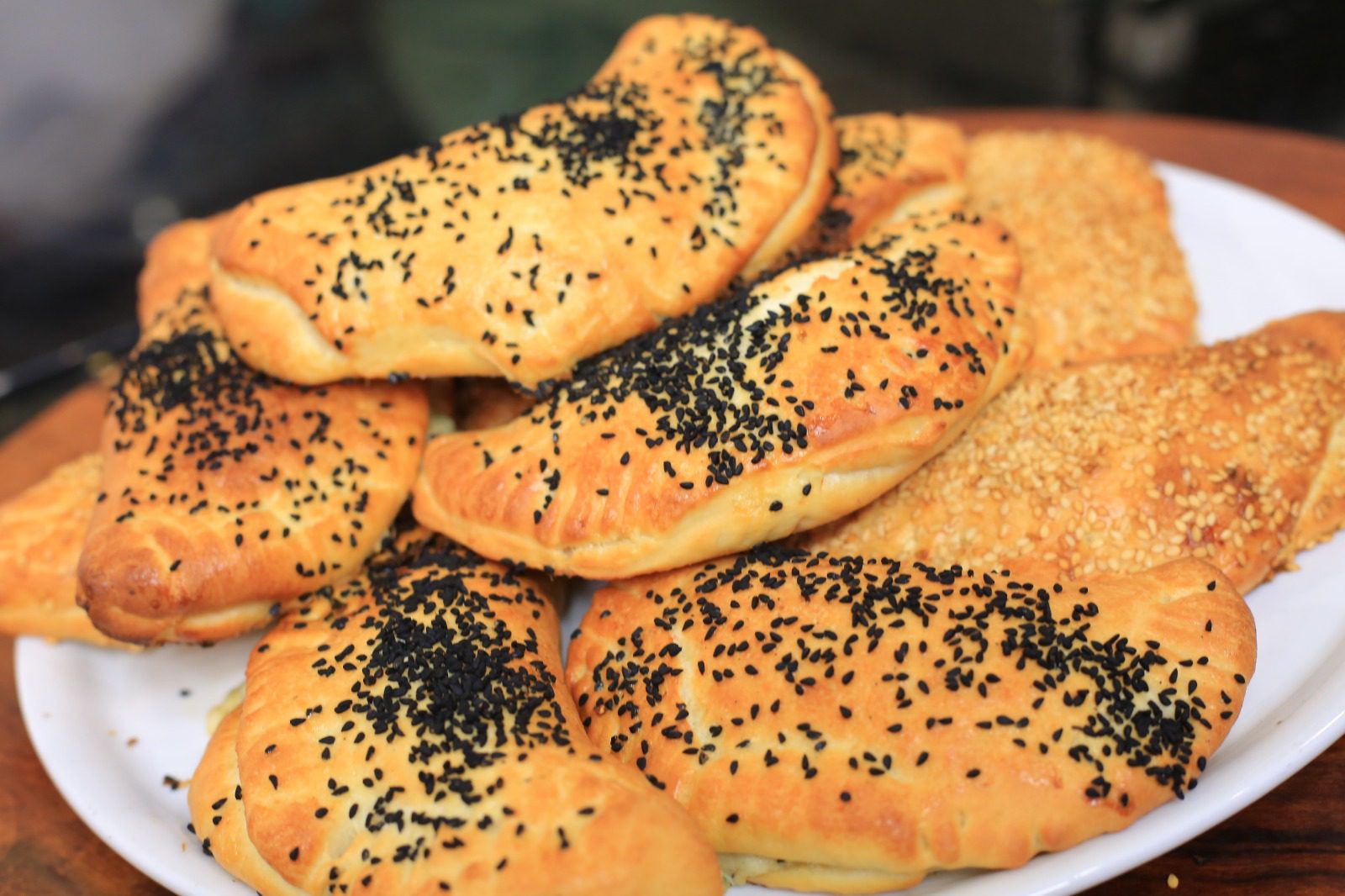 معجنات سريعة بحشوة الجبنة