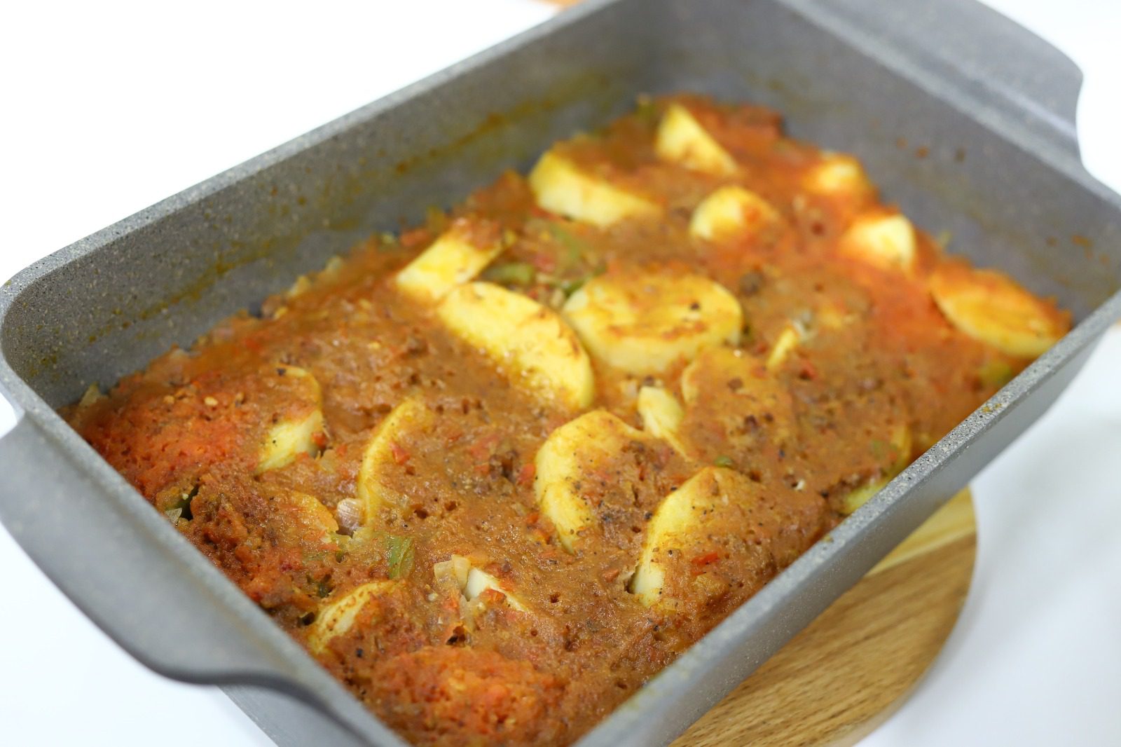 صينية بطاطس باللحمة المفرومة