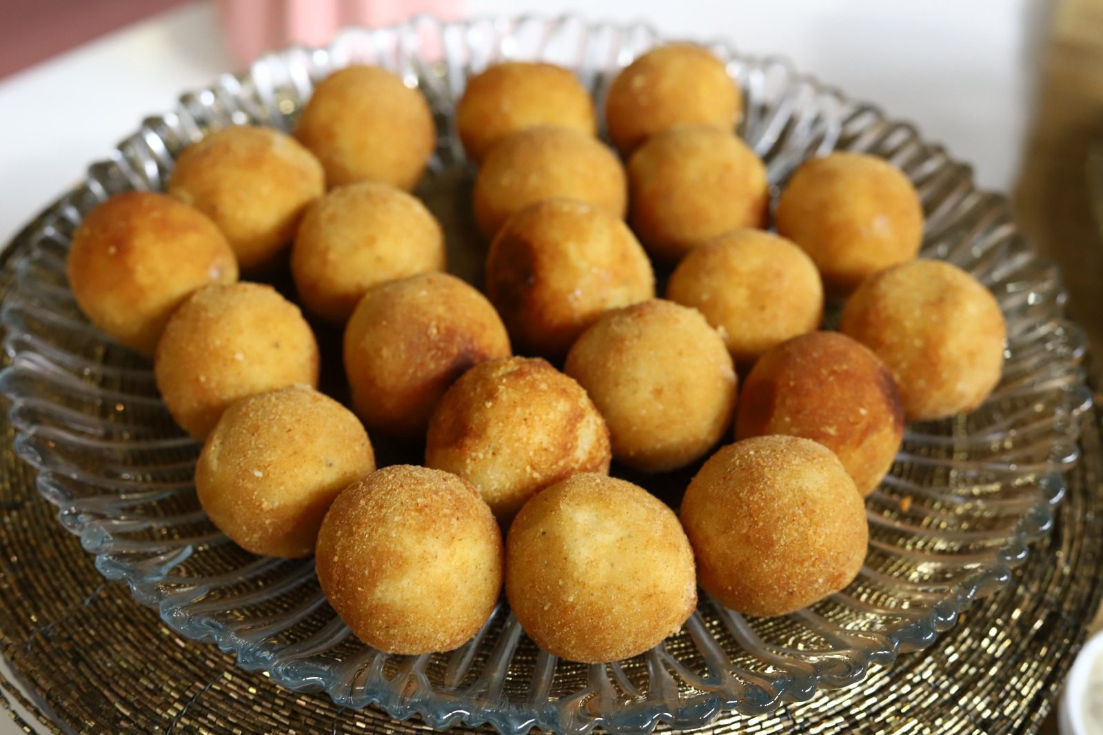 كرات البطاطس بالجبن