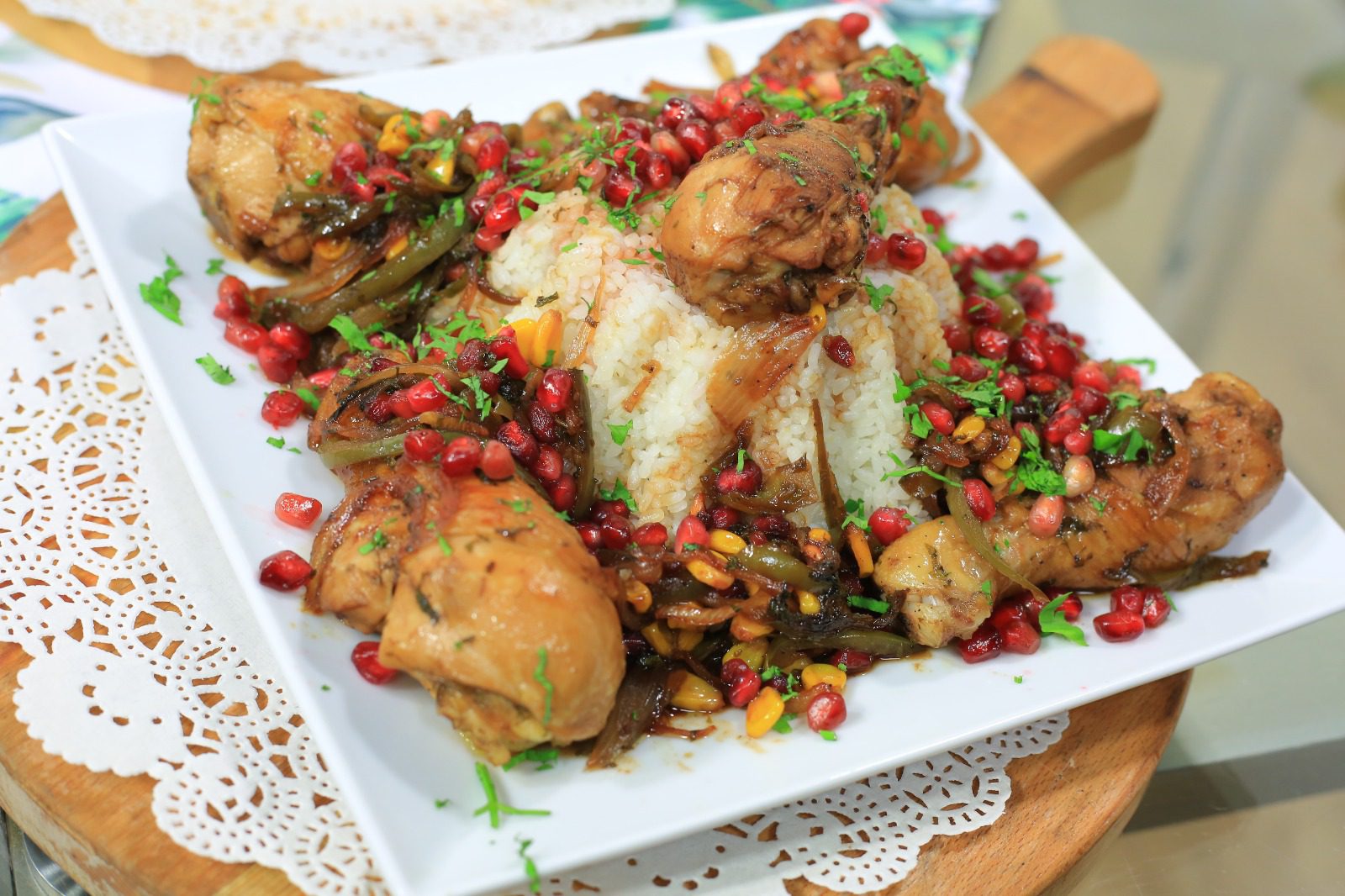 دبابيس دجاج بصوص الرمان