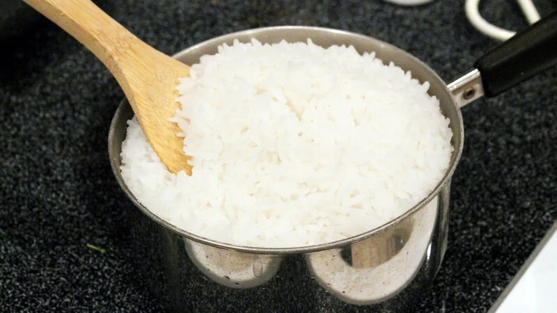 اختيار حلة مناسبة لكمية الأرز