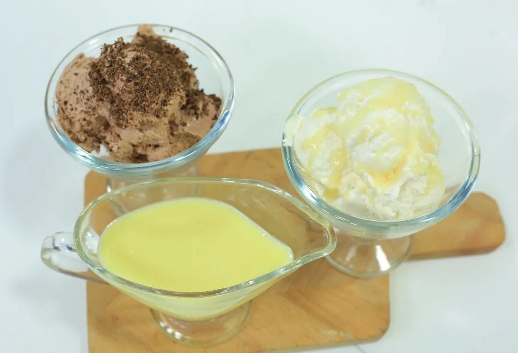 آيس كريم باللبن المكثف