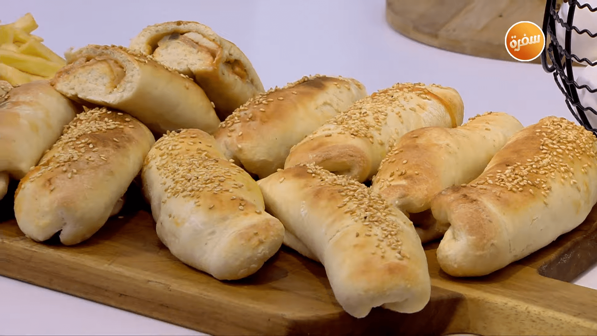 باذنجان مشوي بالبيض - سندوتشات مخبوزة - كوكيز مقلي بالسميد