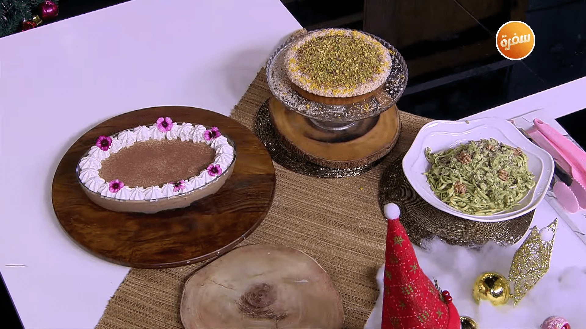 بسيمة بالبرتقال وجوز الهند - فتوتشيني بيستو السبانخ