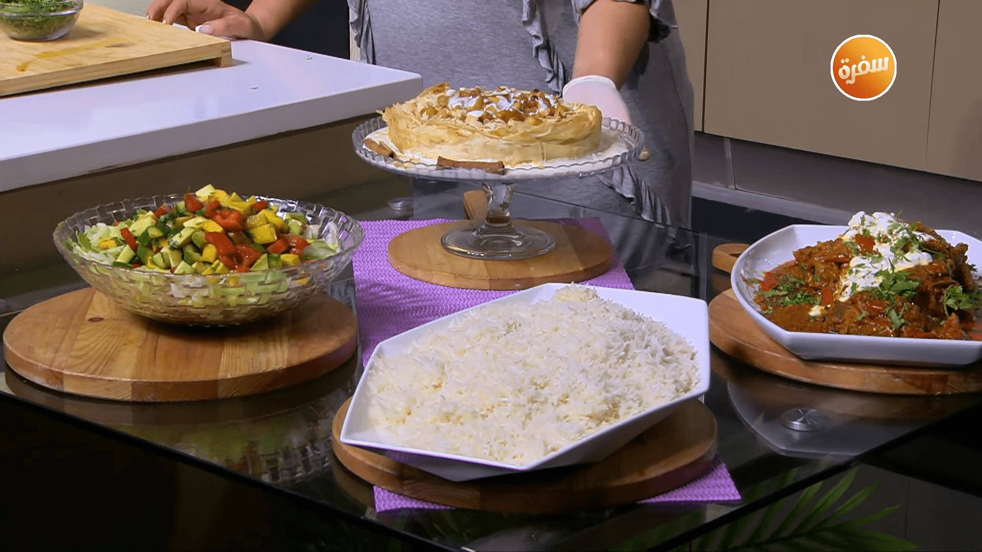 ريش هندي - أم علي - سلطة المانجو والأفوكادو