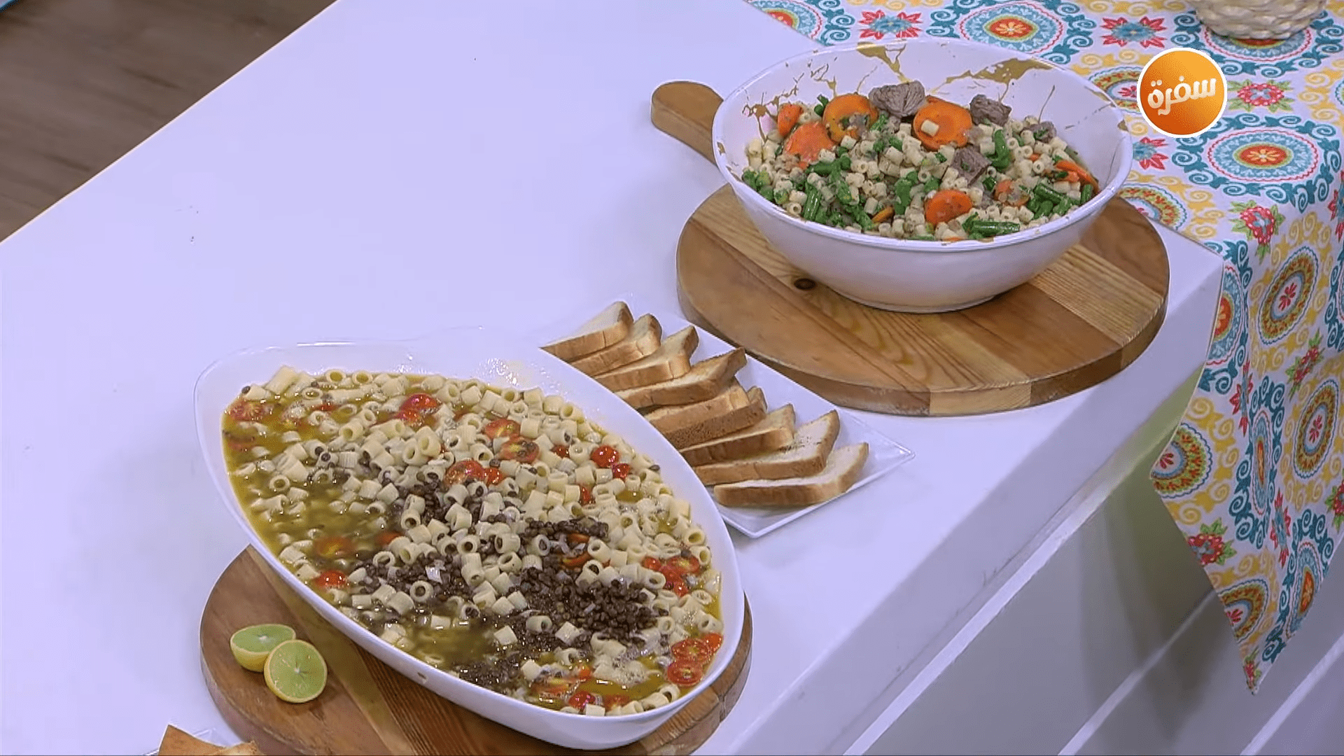 شوربة المكرونة - عدس أسود بالمكرونة