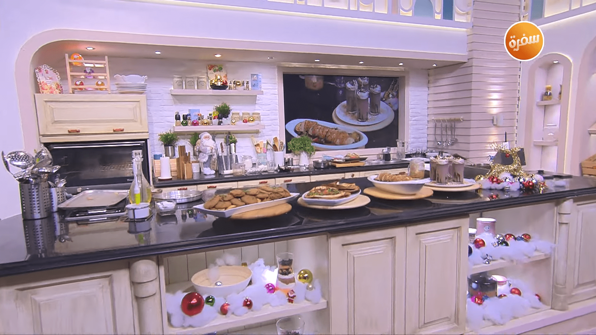 صدر رومي محشي - عرايس بالكفتة - فطيرة الجبن بالتوست