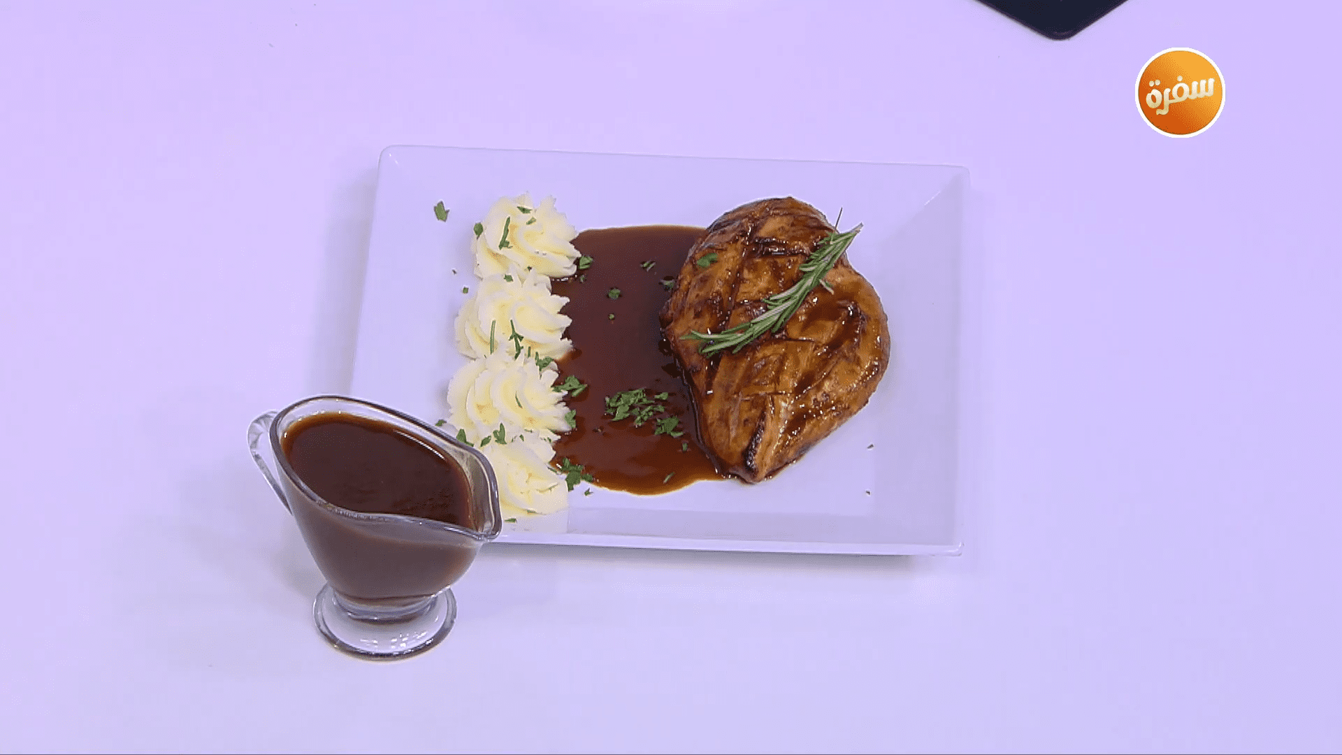 صدور دجاج بالعسل الأسود