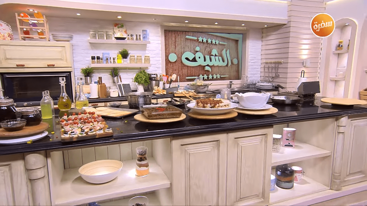 فتة باللحم الحار - مقبلات بالتوست - يخني اللوبيا بالسل