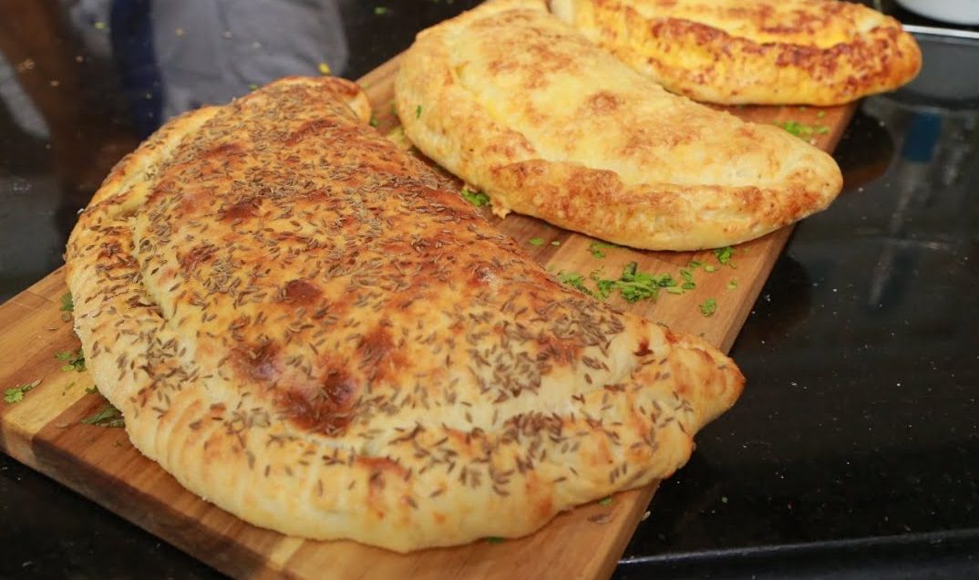 كالزوني