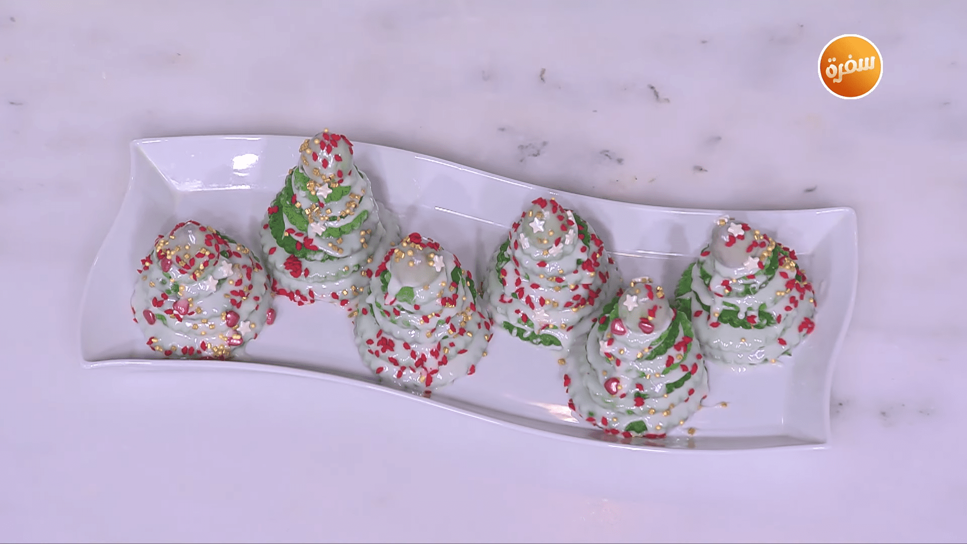 كوكيز جينجير بريد شجرة الكريسماس