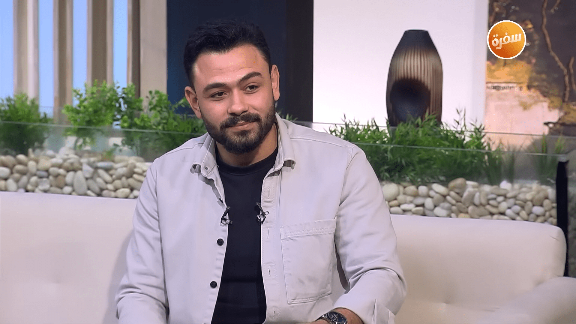 الشاعر فارس قطرية