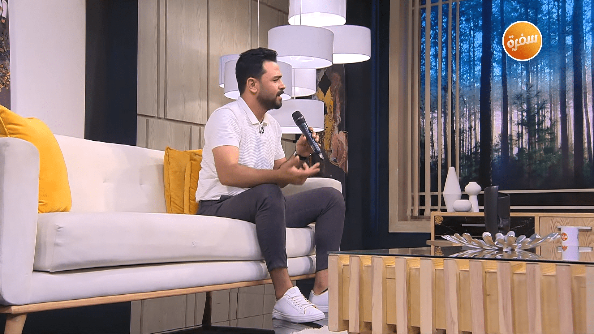 الشاعر فارس قطرية