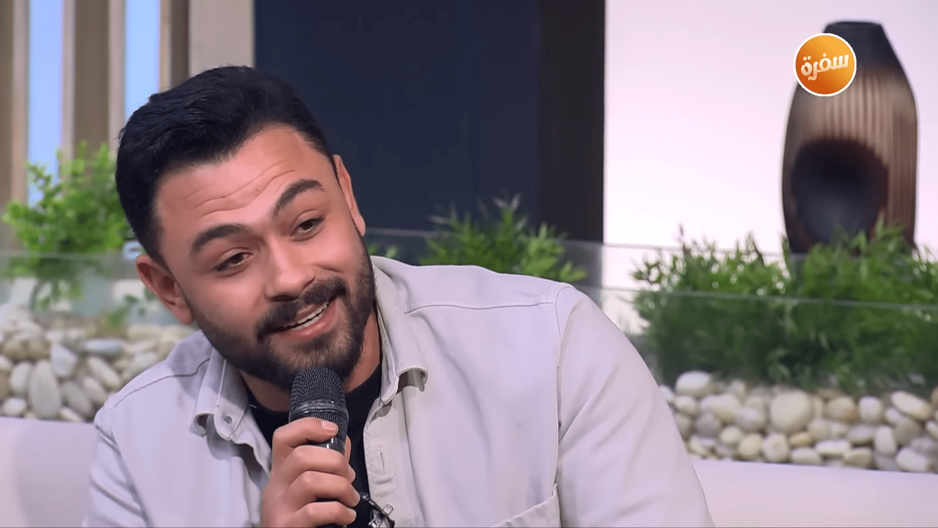 الشاعر فارس قطرية