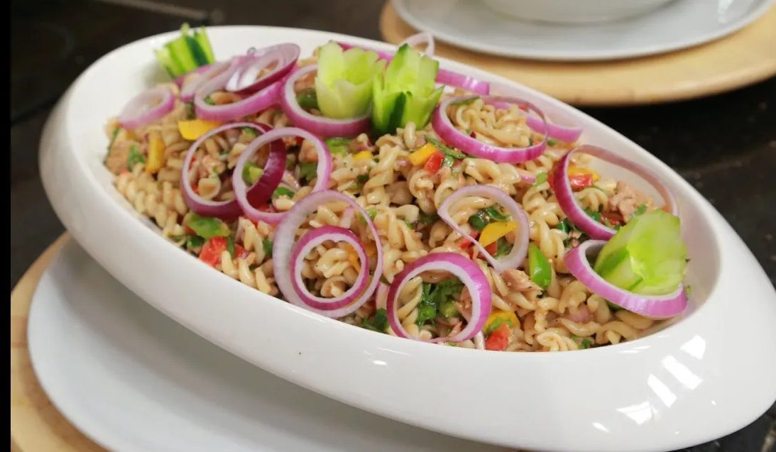 مكرونة بالتونة