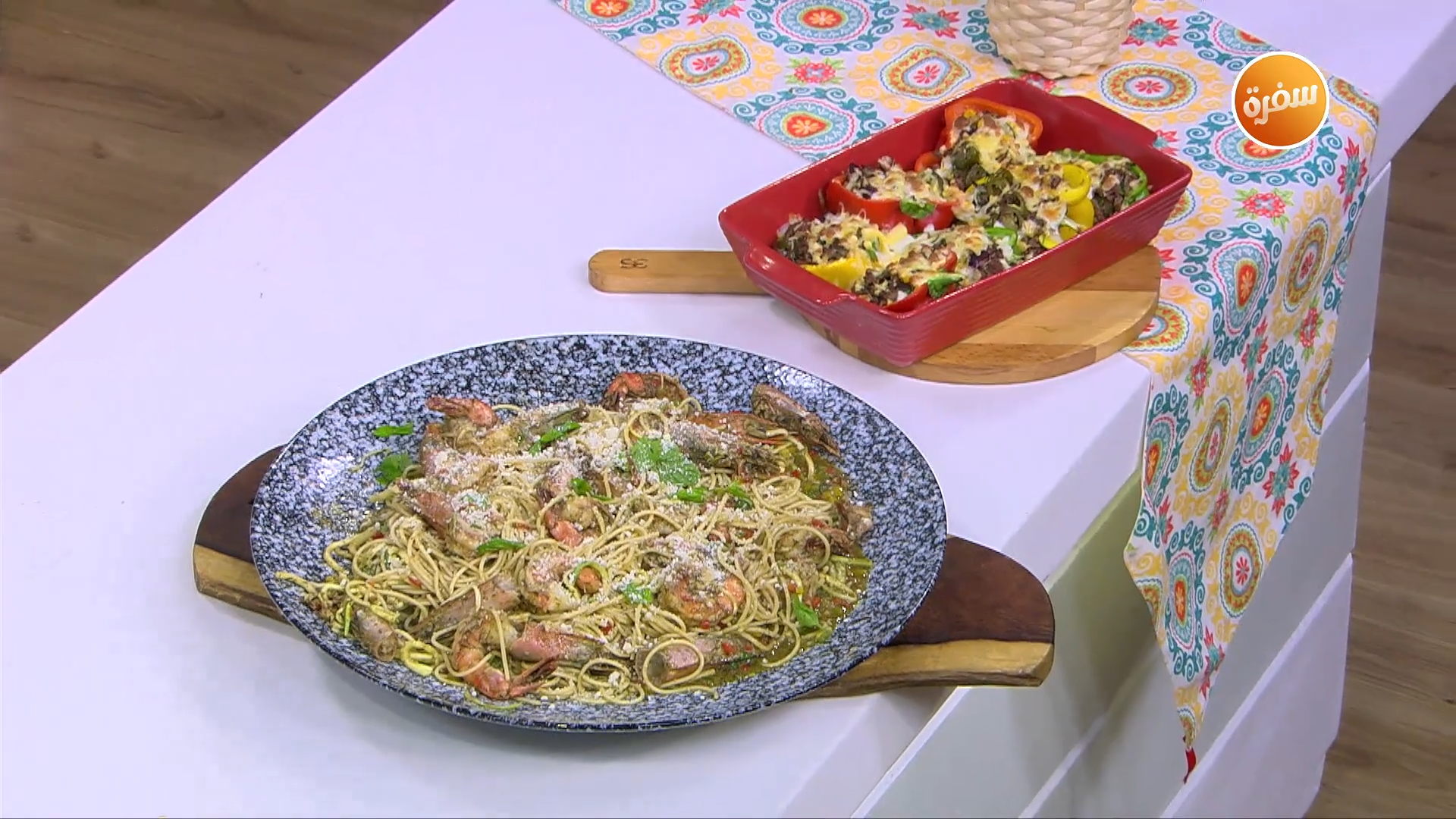 مكرونة بالجمبري والكوسة - فلفل ألوان ناتشوز