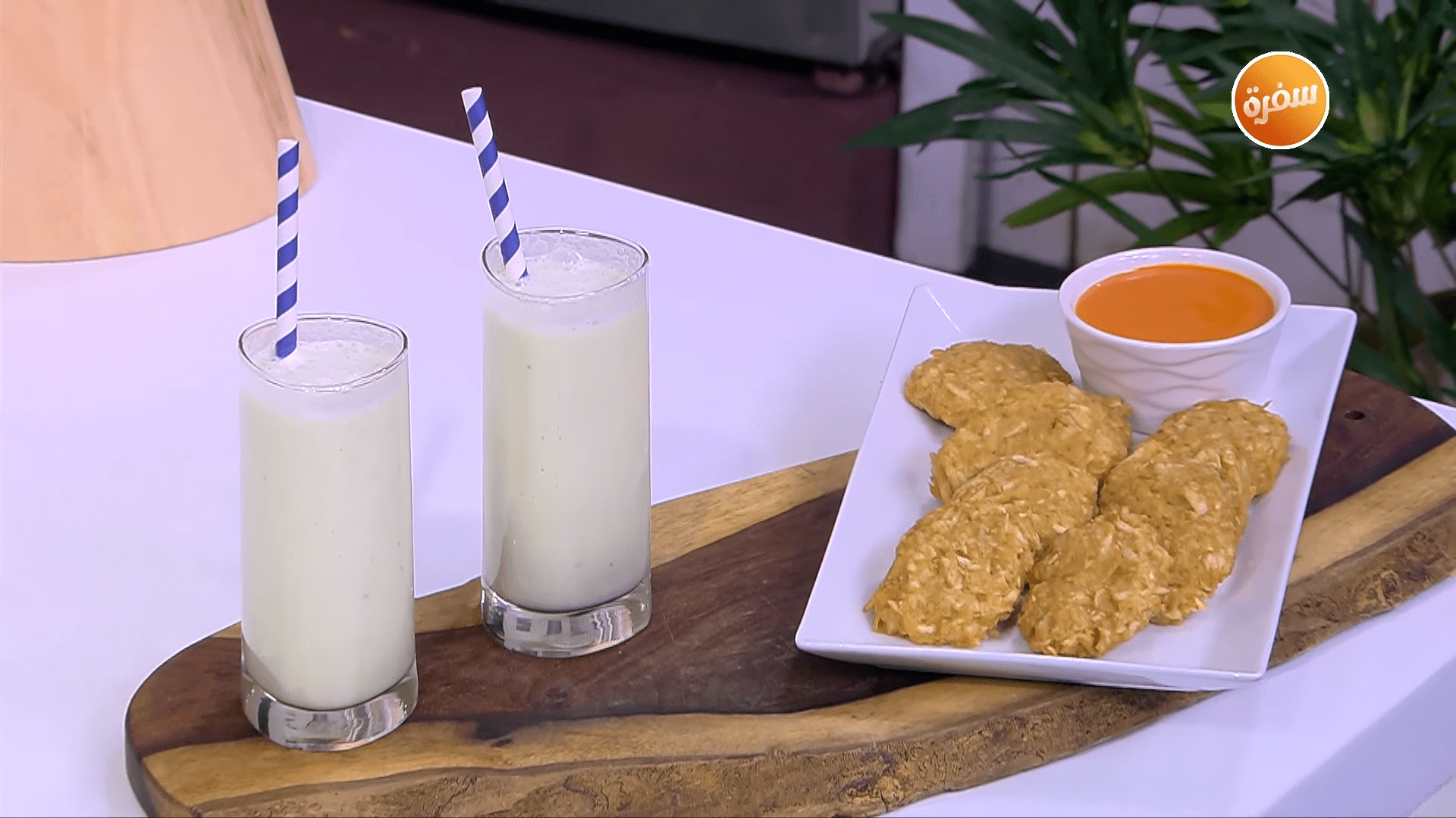 هاش براونز - عصير أفوكادو بالموز