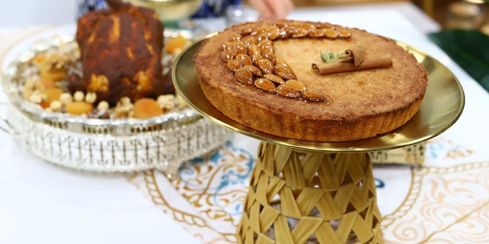 دجاجة محشية أرز وفواكه مجففة - بسبوسة بسعرات أقل