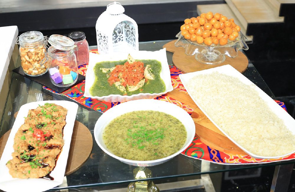 شوربة البطاطس والكرات - لقمة القاضي - سلطة الطماطم المشوية بالطحينة