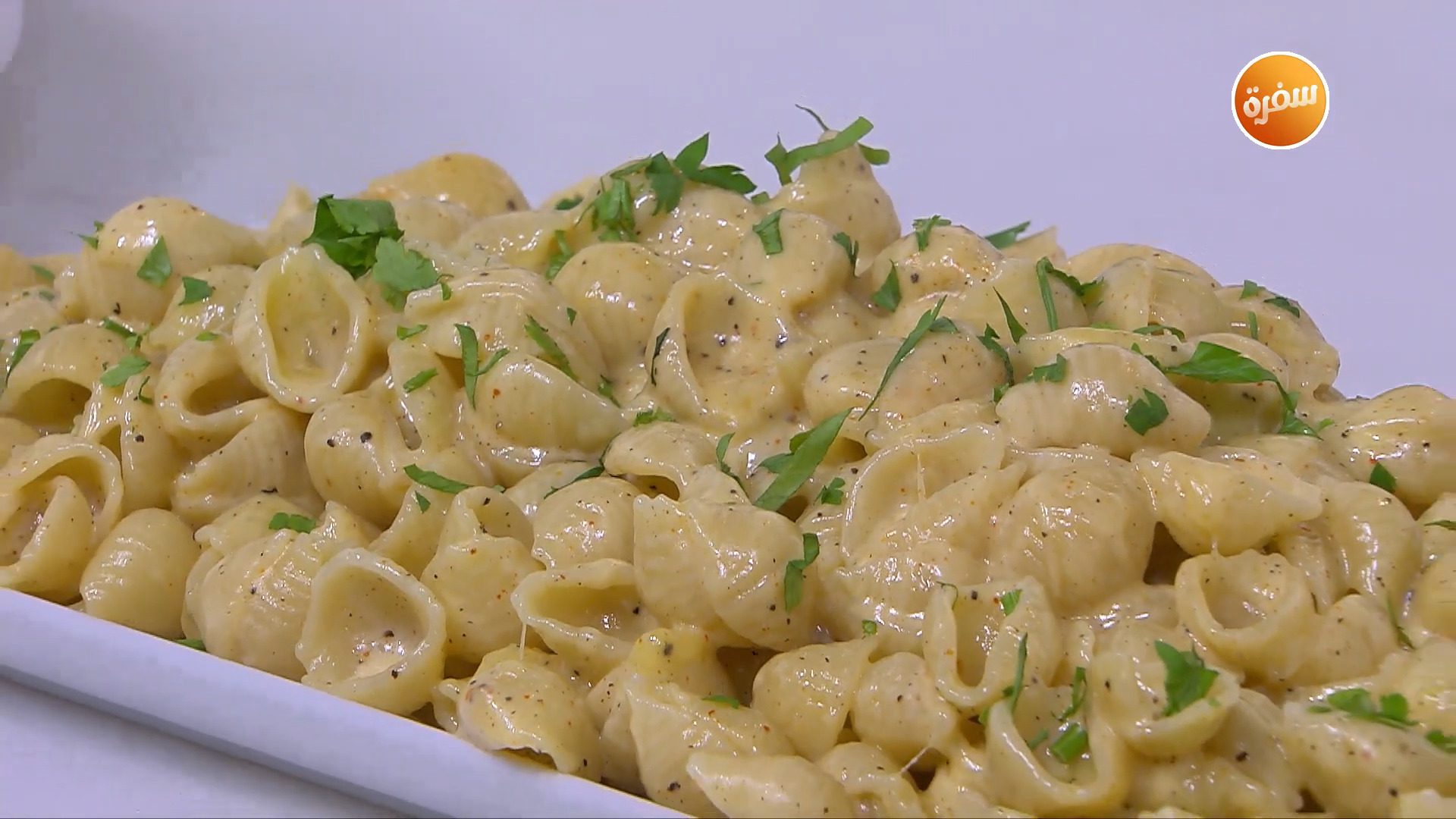 مكرونة بالجبنة