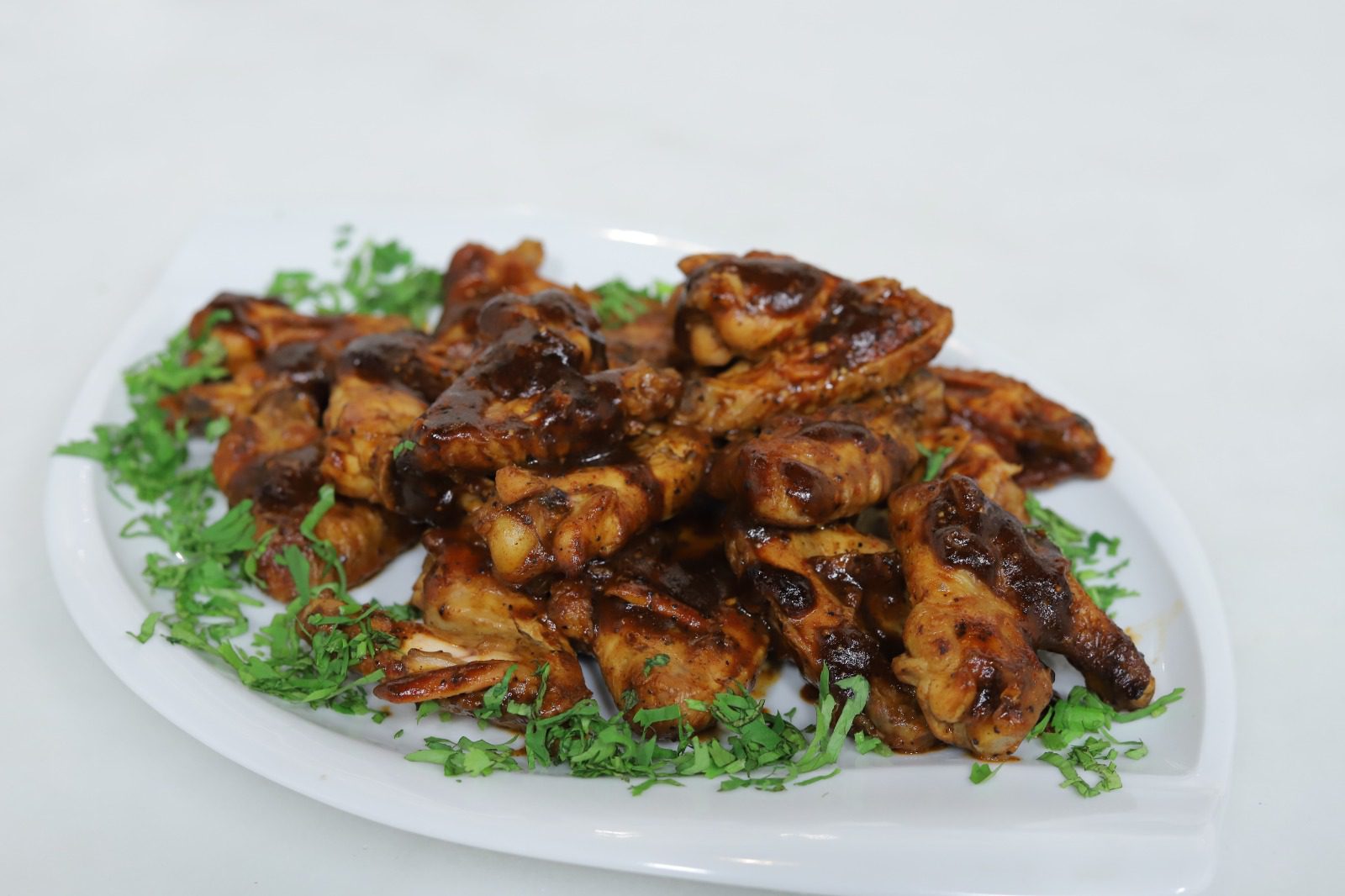 أجنحة دجاج بصوص الباربكيو