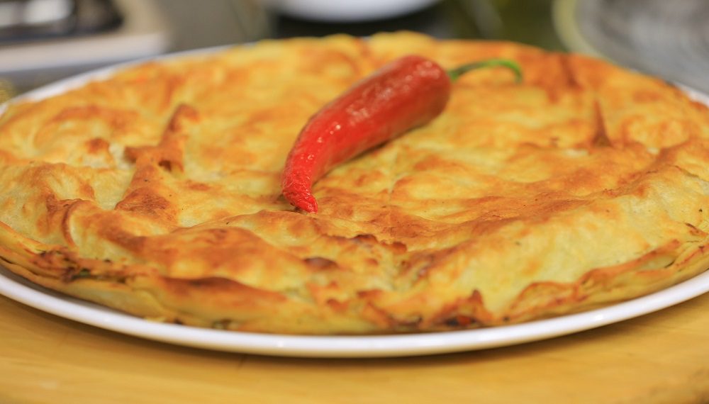 صينية رقاق بالجبنة والفلفل