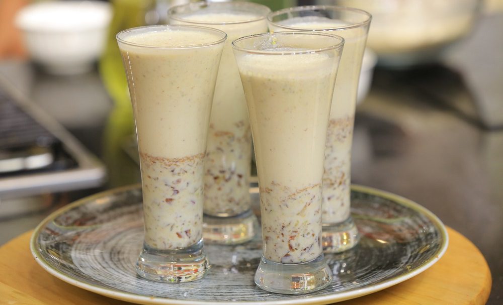 مشروب تمر بالحليب المكثف المحلى