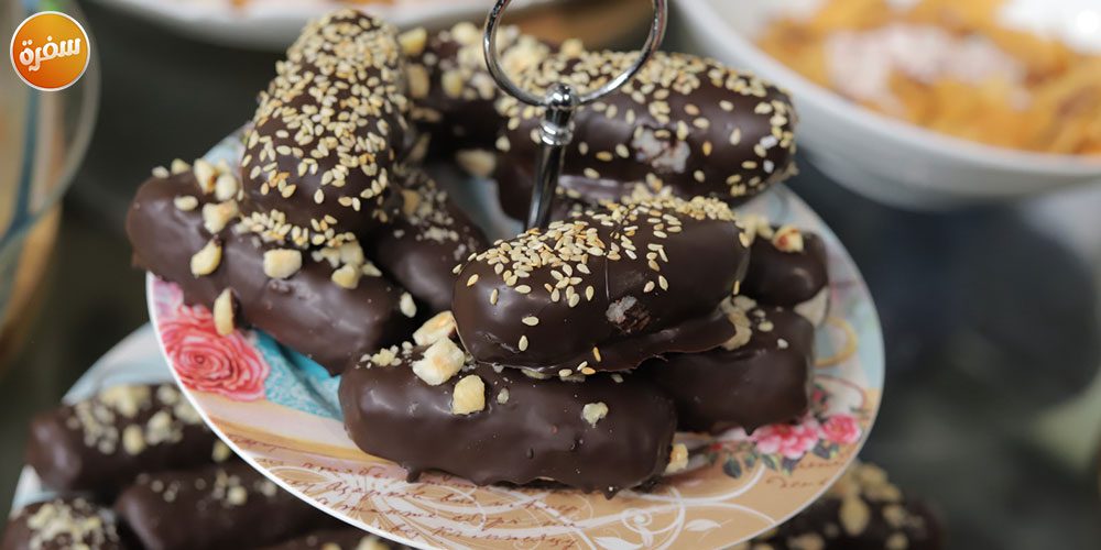 حلوى جوز الهند بالشوكولاتة