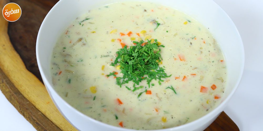 شوربة الدجاج بالمشروم والذرة