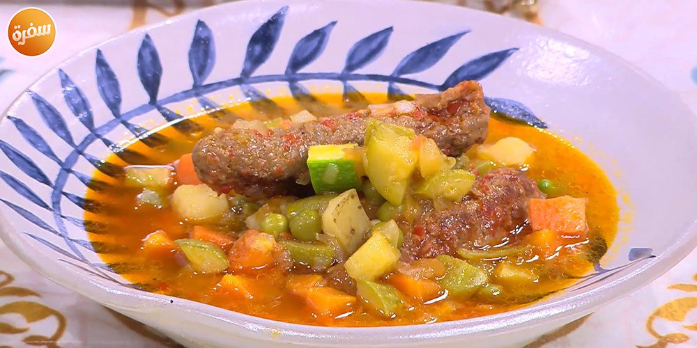 شوربة السجق بالخضروات