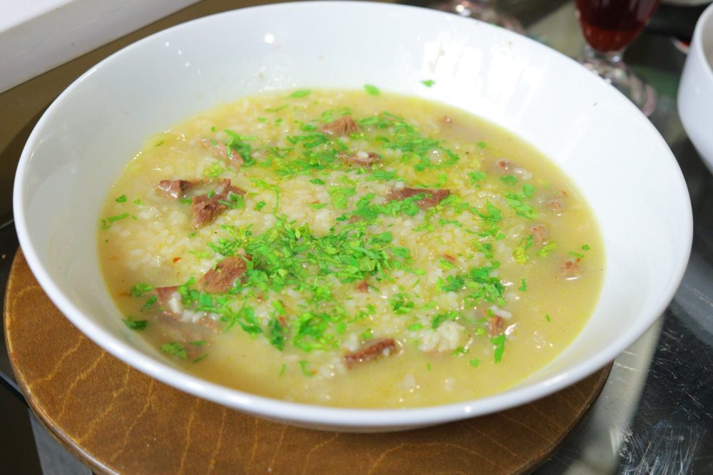 شوربة الأرز باللحم