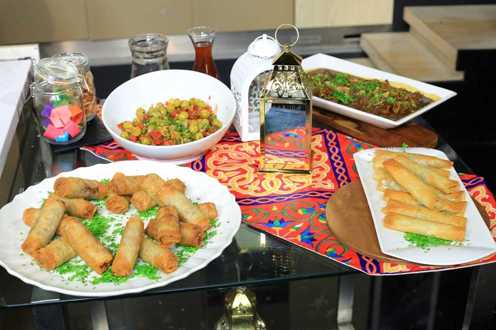 بوريك اللحم - خروب - سلطة الزيتون - كبدة بدبس الرمان