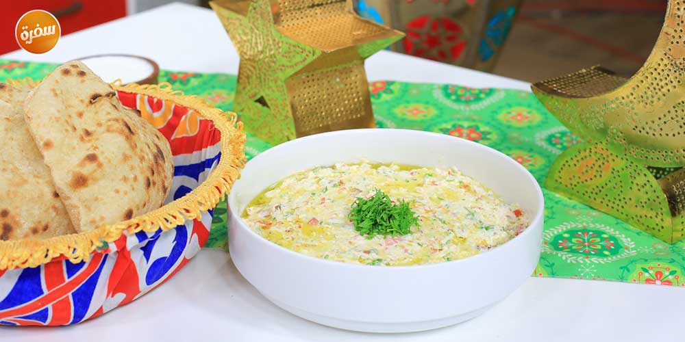 جبن بالطماطم والطحينة