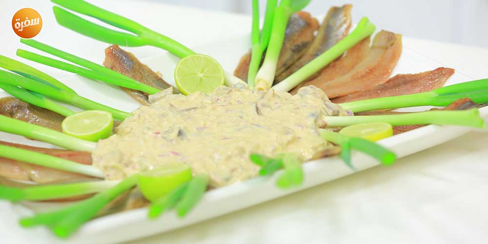 رنجة بالطحينة والبصل