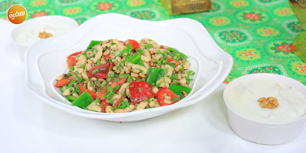 زبادي بالفواكه المجففة